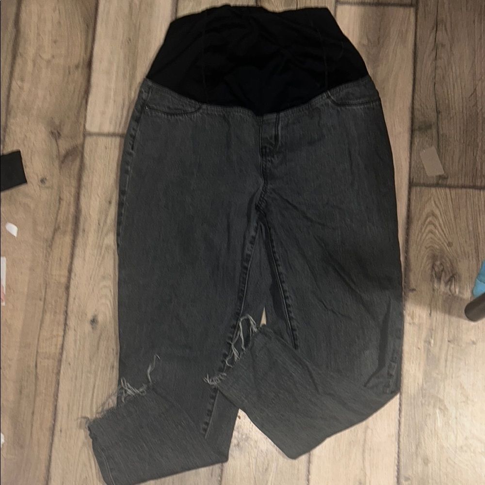 Isabel Maternity by Ingrid & Isabel Black and Gray Boyfriend Jeans